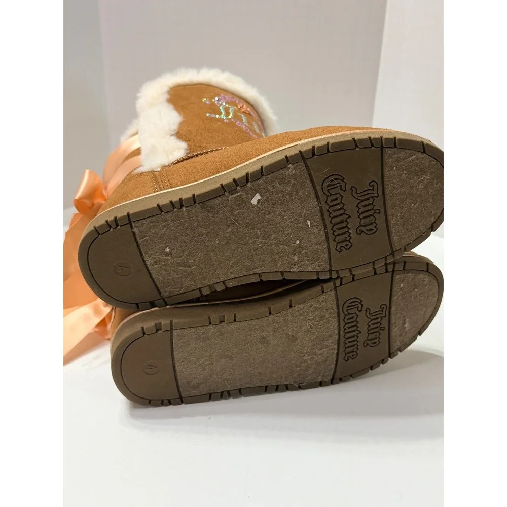 Juicy Couture Womens Chestnut Brown Faux Fur Rhinestone Heart Bow Boots Size 4